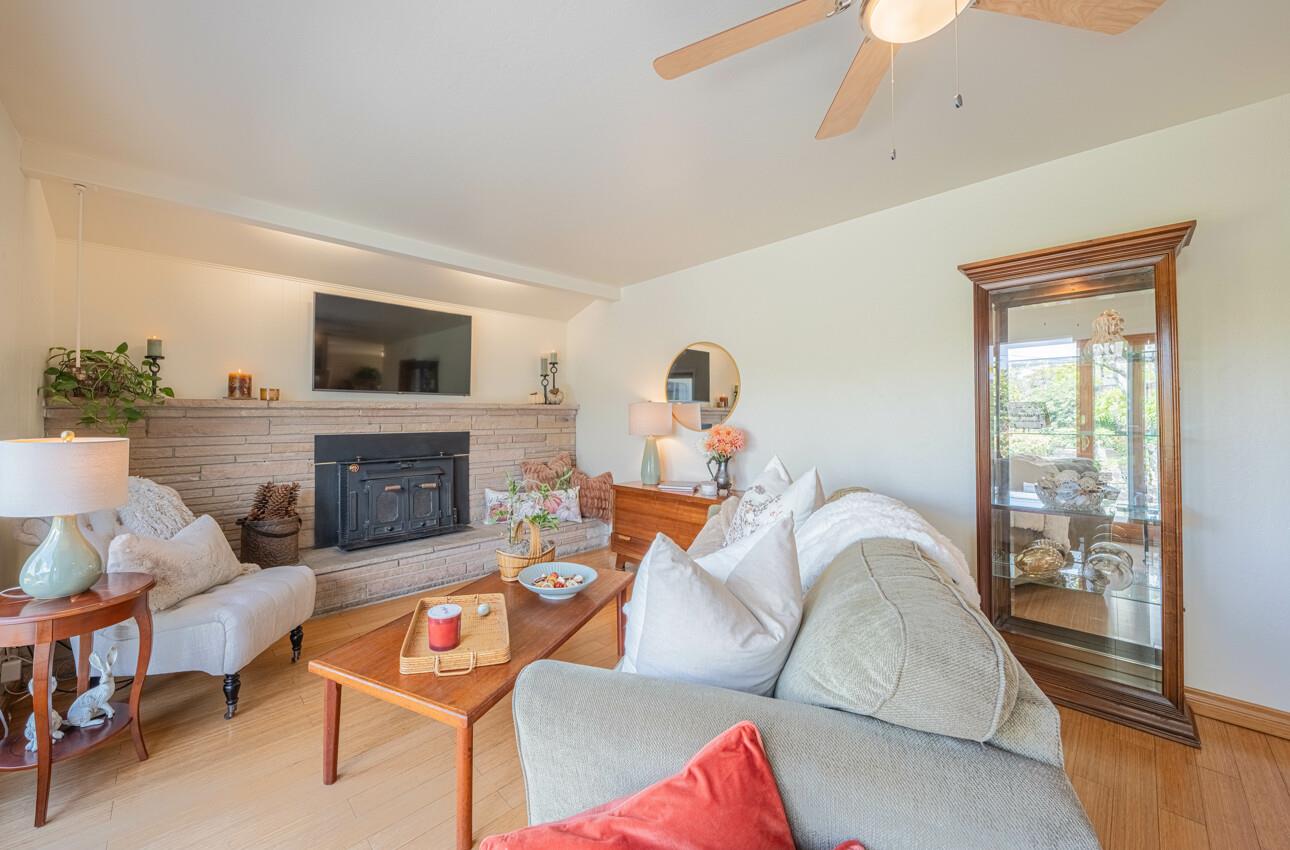 Detail Gallery Image 16 of 47 For 17 San Marcos Ct, Salinas,  CA 93901 - 3 Beds | 2 Baths