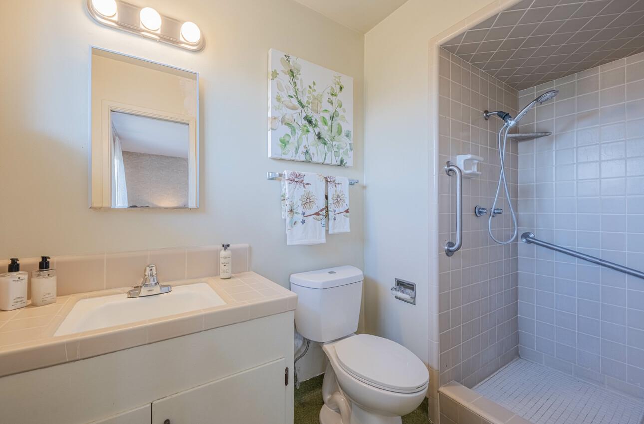 Detail Gallery Image 27 of 47 For 17 San Marcos Ct, Salinas,  CA 93901 - 3 Beds | 2 Baths