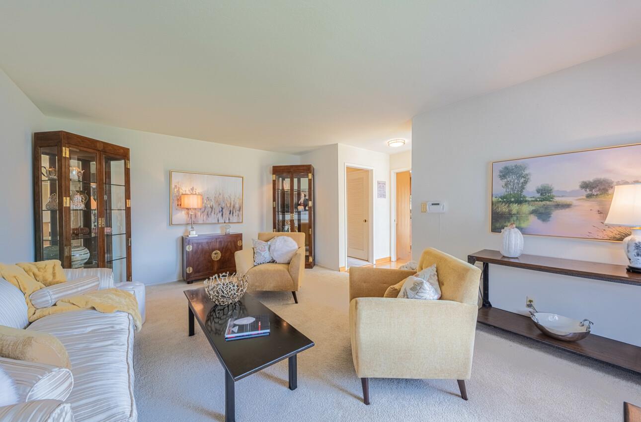 Detail Gallery Image 7 of 47 For 17 San Marcos Ct, Salinas,  CA 93901 - 3 Beds | 2 Baths