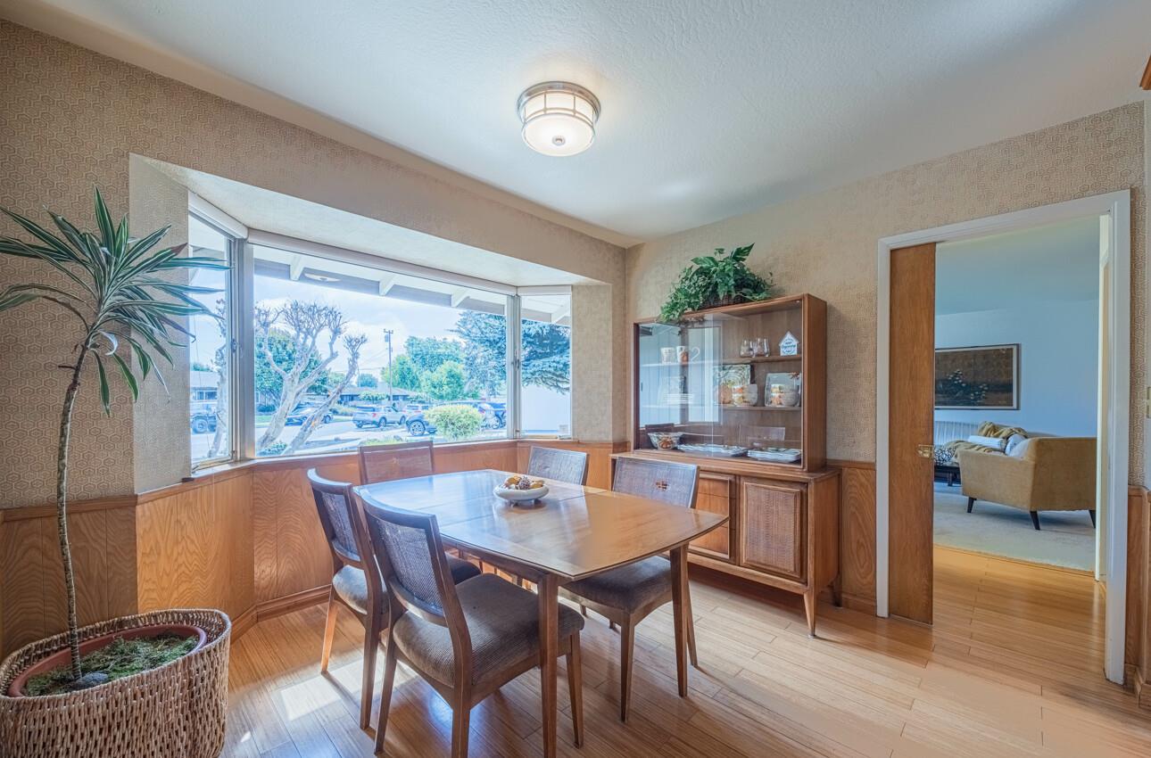 Detail Gallery Image 8 of 47 For 17 San Marcos Ct, Salinas,  CA 93901 - 3 Beds | 2 Baths