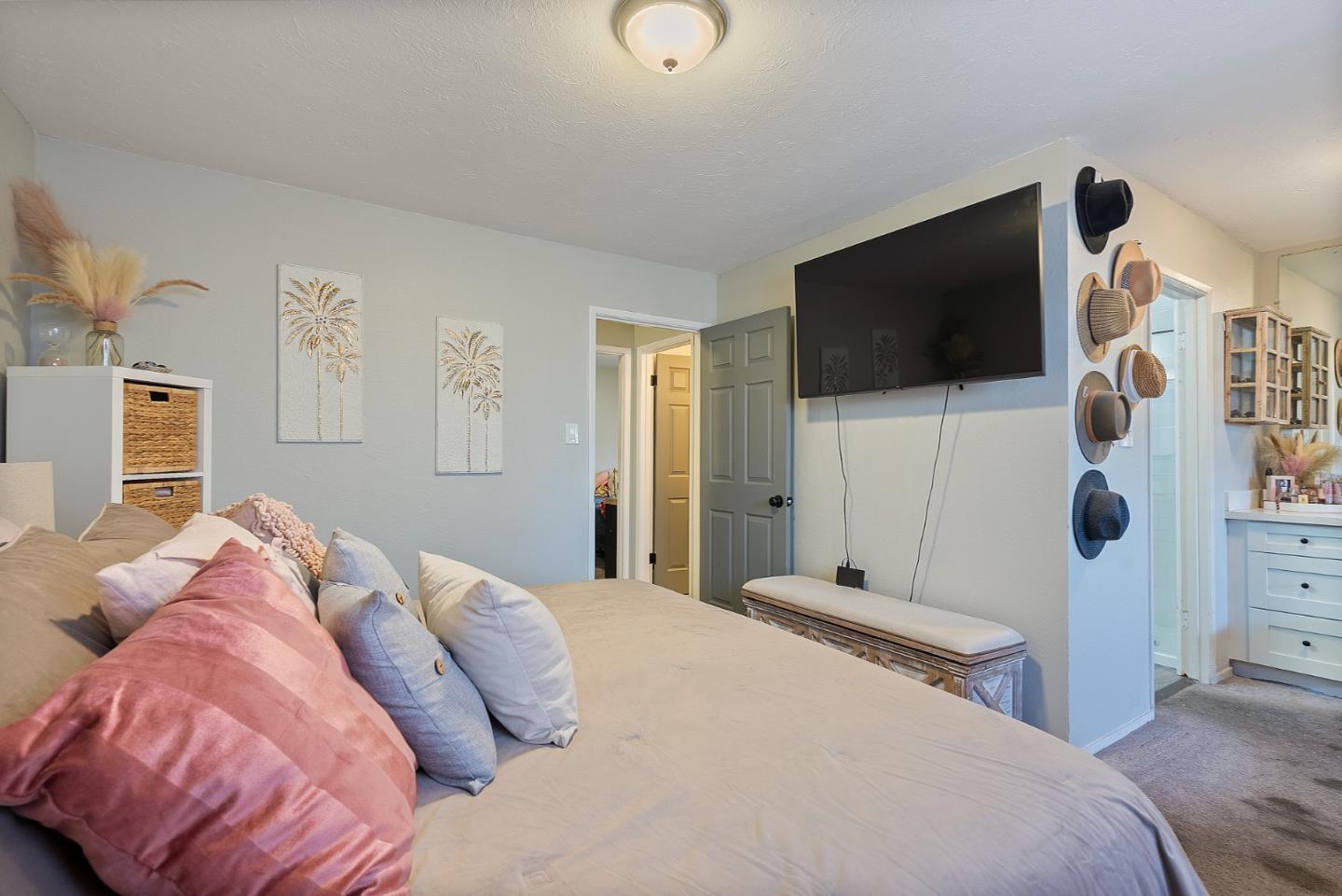 Detail Gallery Image 5 of 79 For 26147 Stryker St, Hayward,  CA 94545 - 3 Beds | 2 Baths