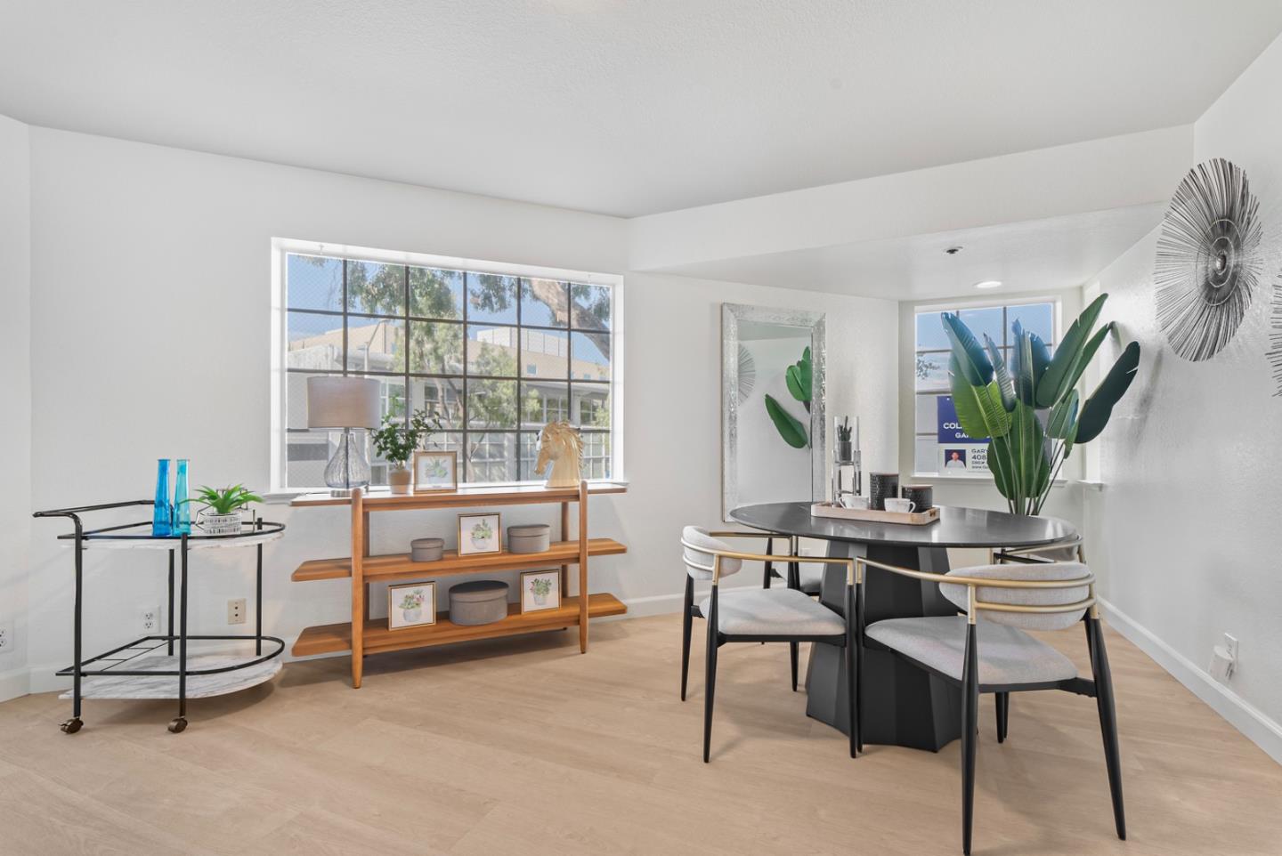 Detail Gallery Image 14 of 35 For 165 Forest Ave 2a,  Palo Alto,  CA 94301 - 2 Beds | 2 Baths