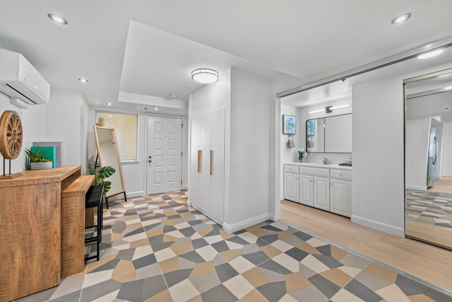 Detail Gallery Image 5 of 35 For 165 Forest Ave 2a,  Palo Alto,  CA 94301 - 2 Beds | 2 Baths