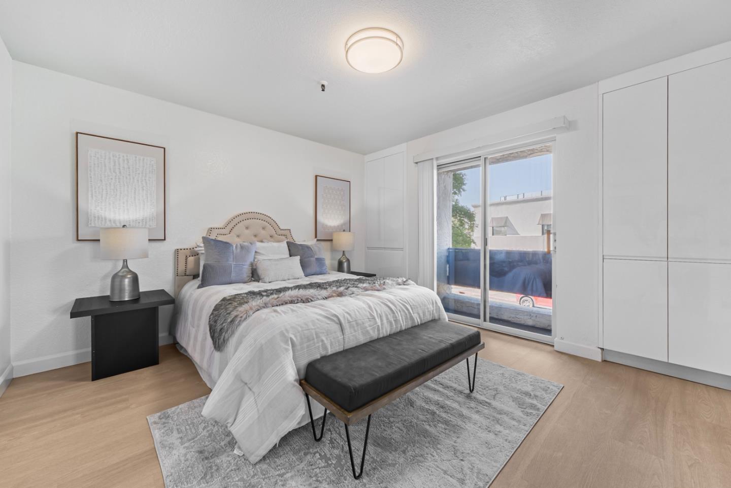 Detail Gallery Image 7 of 35 For 165 Forest Ave 2a,  Palo Alto,  CA 94301 - 2 Beds | 2 Baths