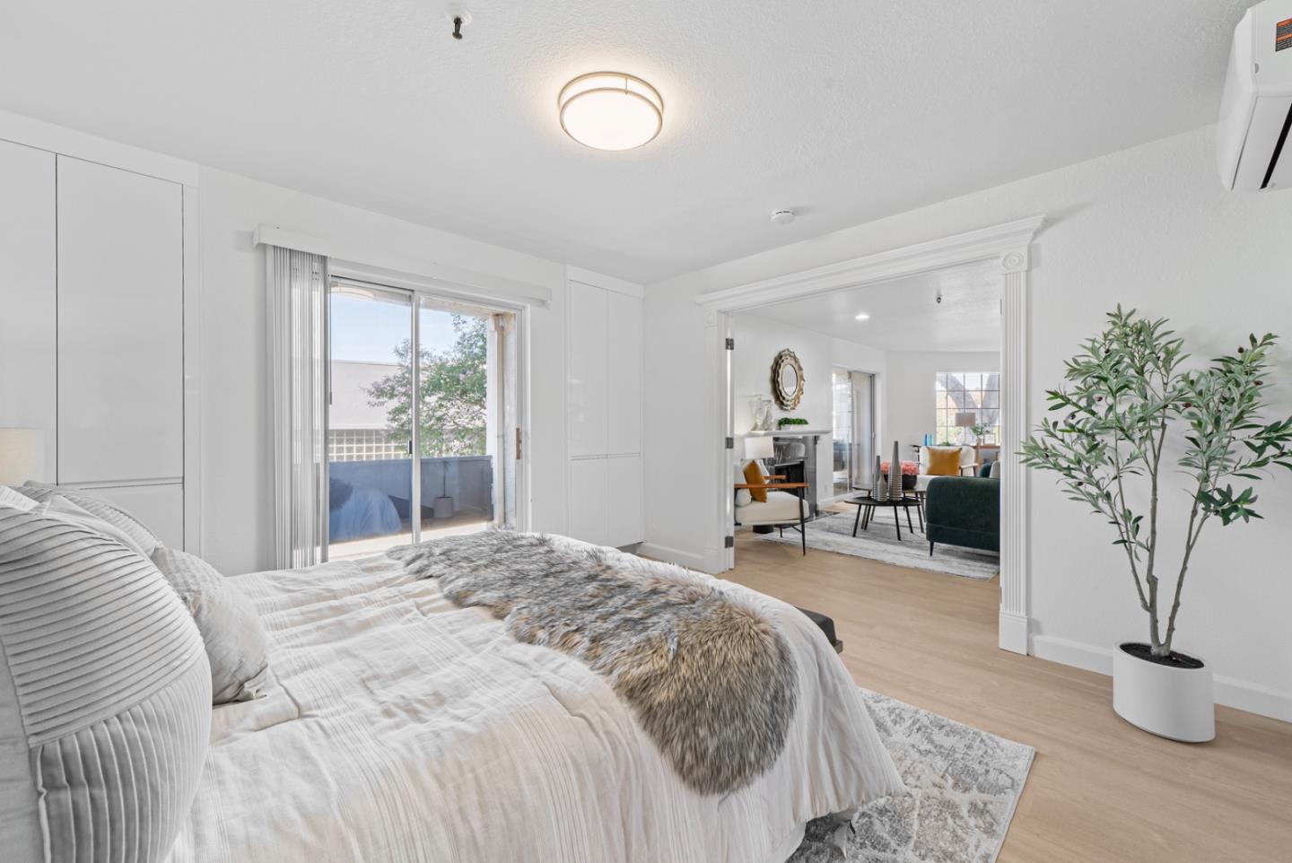 Detail Gallery Image 8 of 35 For 165 Forest Ave 2a,  Palo Alto,  CA 94301 - 2 Beds | 2 Baths