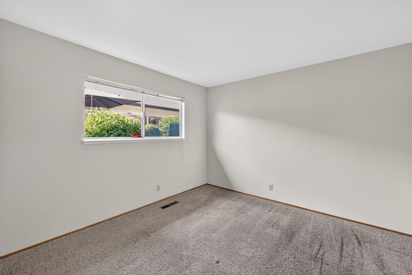 Detail Gallery Image 15 of 38 For 3129 Trinity Place, San Jose,  CA 95124 - – Beds | – Baths