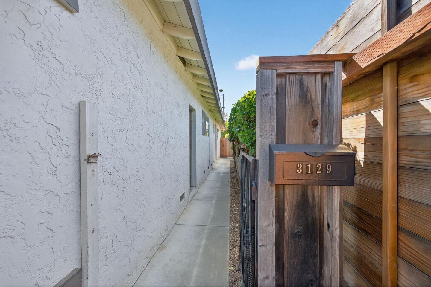 Detail Gallery Image 4 of 38 For 3129 Trinity Place, San Jose,  CA 95124 - – Beds | – Baths