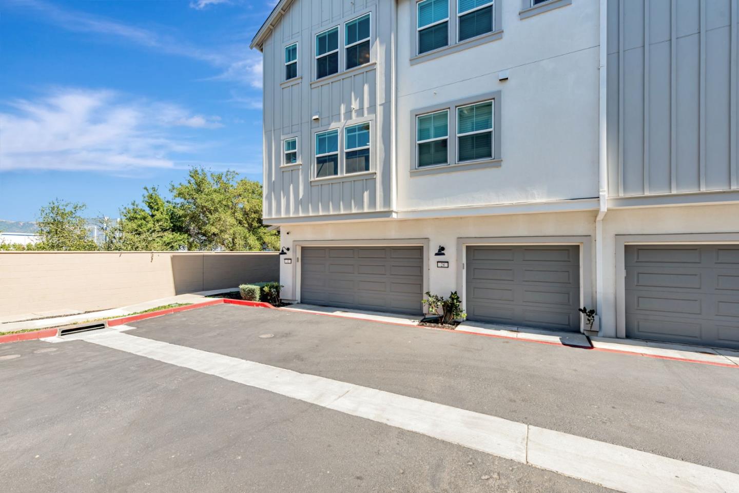 Detail Gallery Image 22 of 33 For 32 Seda Ln, Morgan Hill,  CA 95037 - 4 Beds | 4 Baths