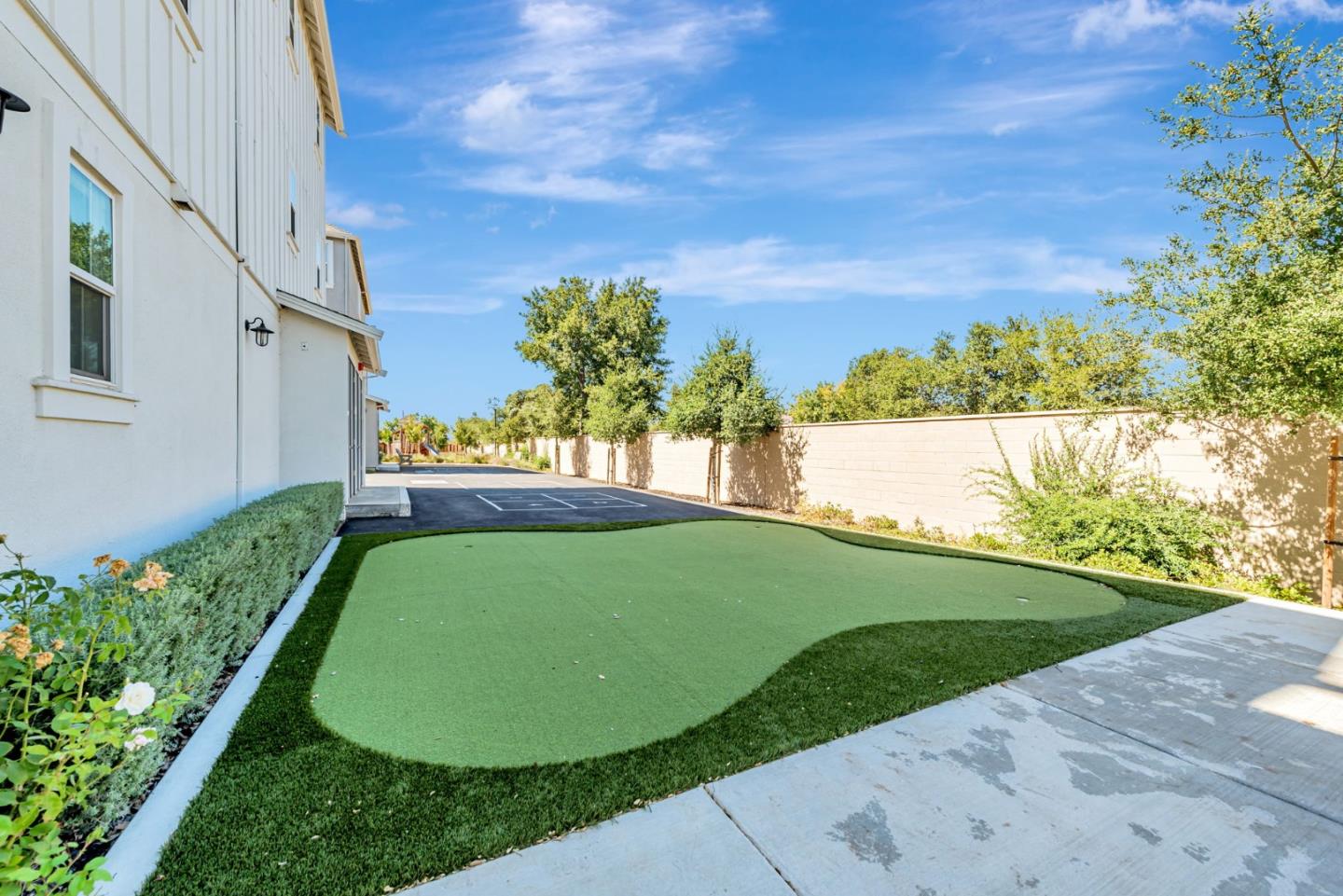 Detail Gallery Image 27 of 33 For 32 Seda Ln, Morgan Hill,  CA 95037 - 4 Beds | 4 Baths