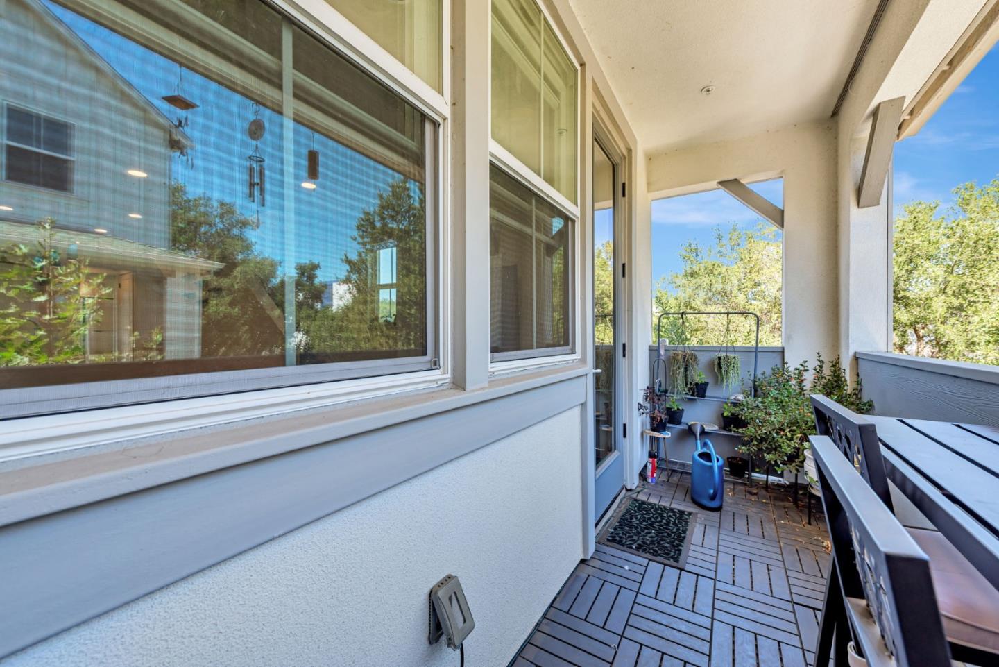 Detail Gallery Image 9 of 33 For 32 Seda Ln, Morgan Hill,  CA 95037 - 4 Beds | 4 Baths