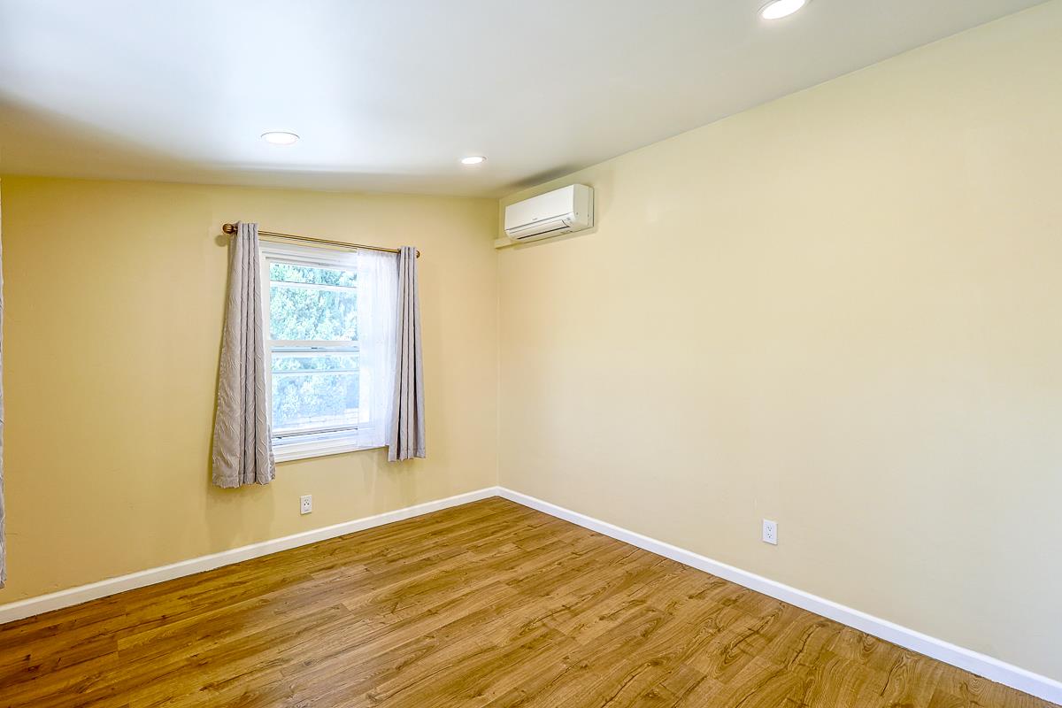Detail Gallery Image 17 of 28 For 10697 Morengo Dr, Cupertino,  CA 95014 - 3 Beds | 2 Baths