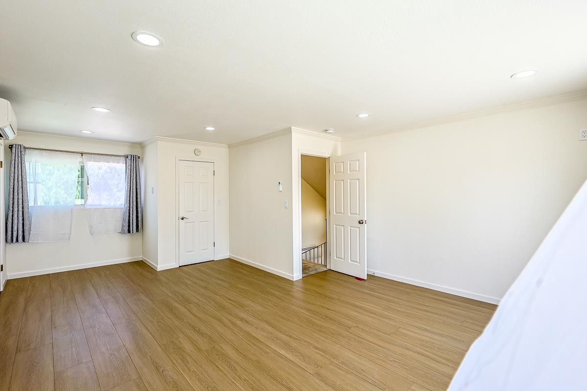 Detail Gallery Image 19 of 28 For 10697 Morengo Dr, Cupertino,  CA 95014 - 3 Beds | 2 Baths