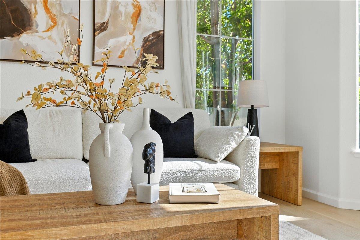 Detail Gallery Image 10 of 87 For 8 Parkgrove Dr, South San Francisco,  CA 94080 - 4 Beds | 3/1 Baths