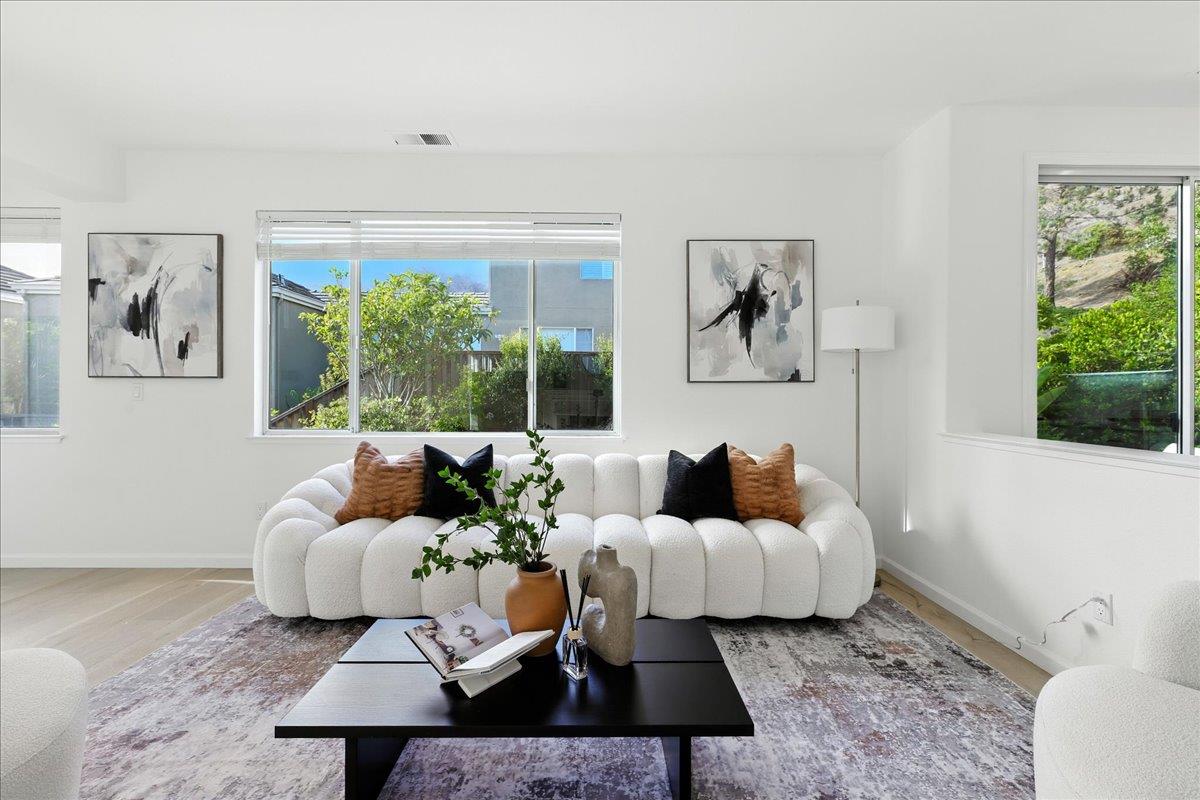 Detail Gallery Image 32 of 87 For 8 Parkgrove Dr, South San Francisco,  CA 94080 - 4 Beds | 3/1 Baths