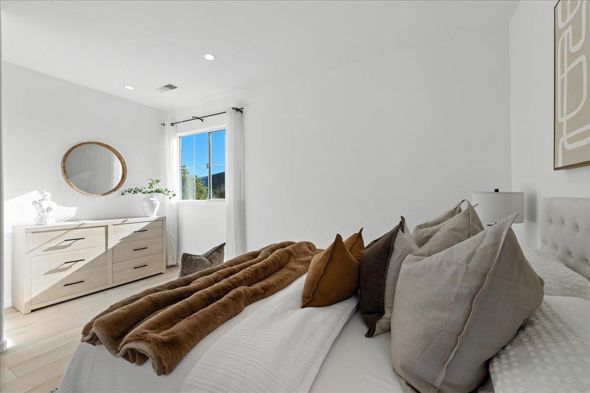 Detail Gallery Image 41 of 87 For 8 Parkgrove Dr, South San Francisco,  CA 94080 - 4 Beds | 3/1 Baths