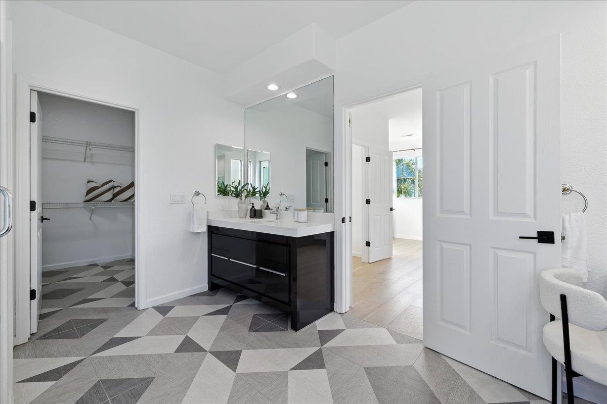 Detail Gallery Image 44 of 87 For 8 Parkgrove Dr, South San Francisco,  CA 94080 - 4 Beds | 3/1 Baths