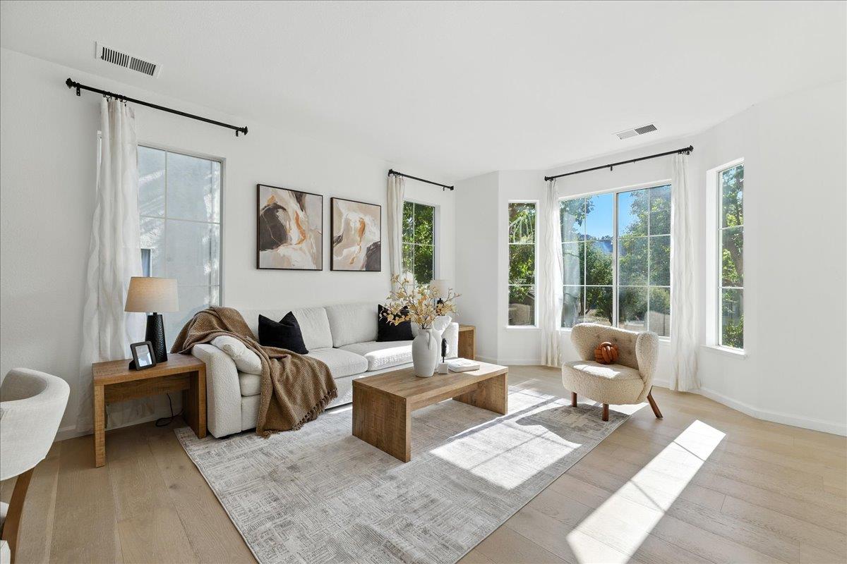 Detail Gallery Image 7 of 87 For 8 Parkgrove Dr, South San Francisco,  CA 94080 - 4 Beds | 3/1 Baths