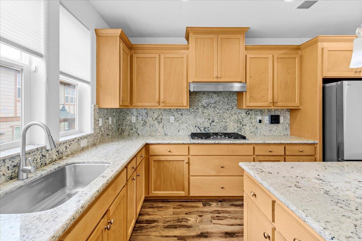 Detail Gallery Image 12 of 45 For 2731 Bungalow Dr, Marina,  CA 93933 - 3 Beds | 2/1 Baths