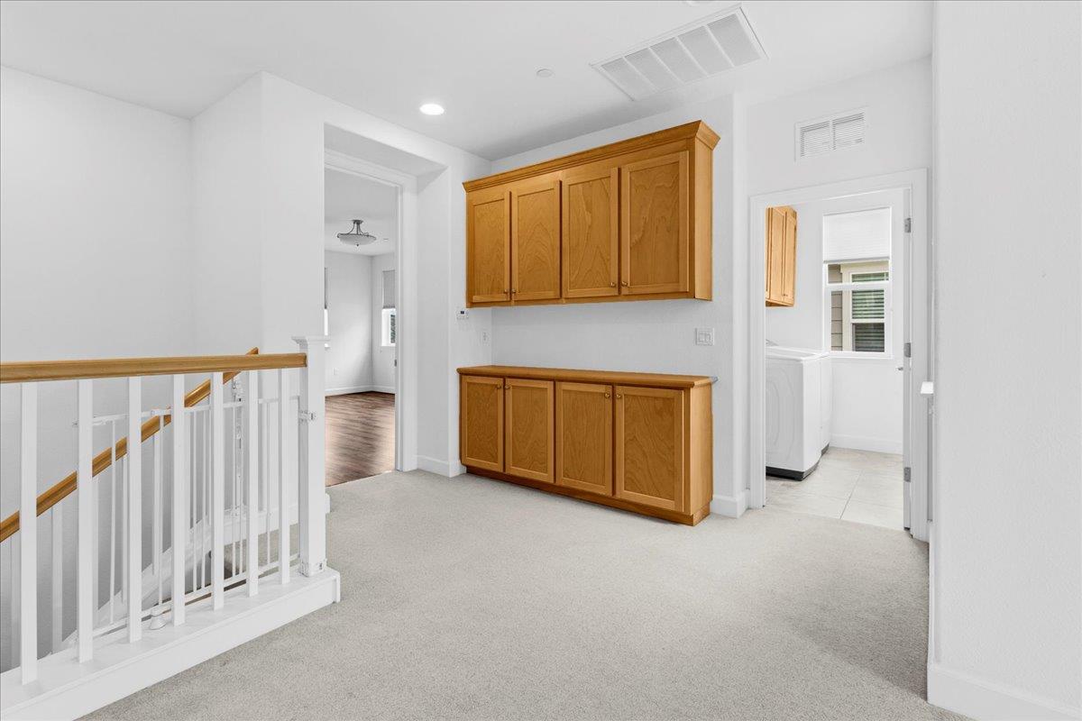 Detail Gallery Image 18 of 45 For 2731 Bungalow Dr, Marina,  CA 93933 - 3 Beds | 2/1 Baths