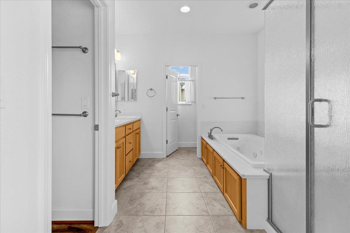 Detail Gallery Image 25 of 45 For 2731 Bungalow Dr, Marina,  CA 93933 - 3 Beds | 2/1 Baths