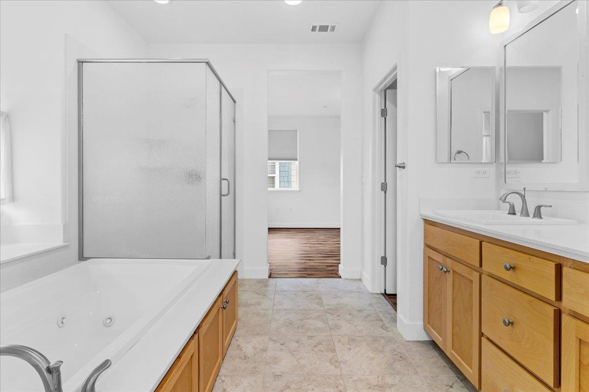Detail Gallery Image 29 of 45 For 2731 Bungalow Dr, Marina,  CA 93933 - 3 Beds | 2/1 Baths