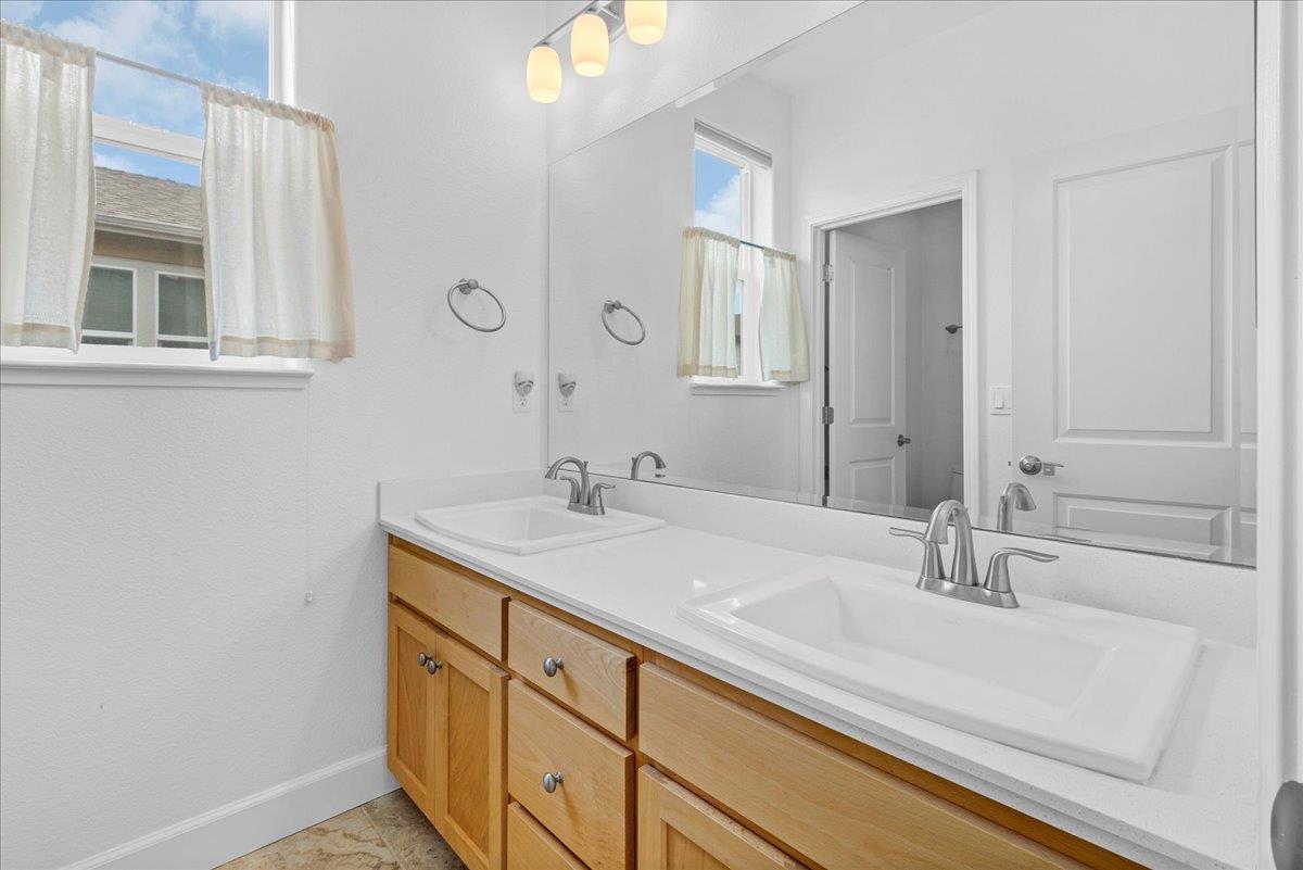 Detail Gallery Image 34 of 45 For 2731 Bungalow Dr, Marina,  CA 93933 - 3 Beds | 2/1 Baths