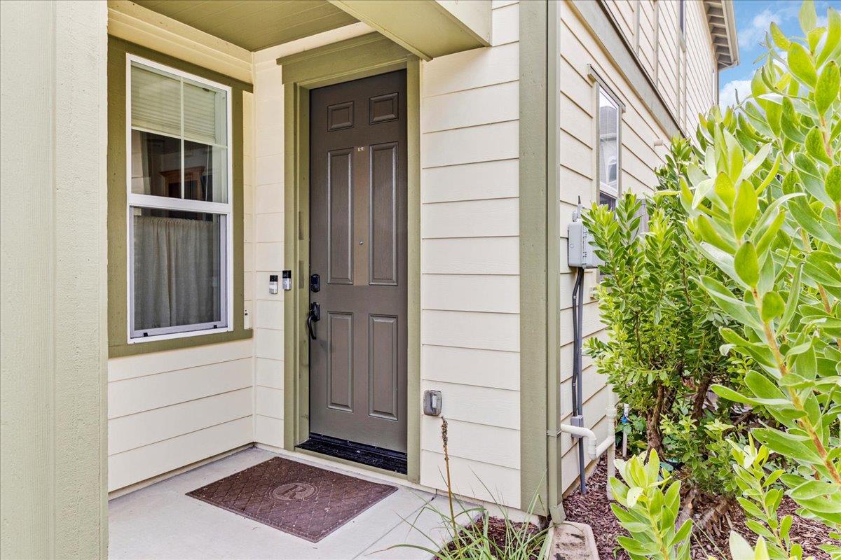 Detail Gallery Image 4 of 45 For 2731 Bungalow Dr, Marina,  CA 93933 - 3 Beds | 2/1 Baths