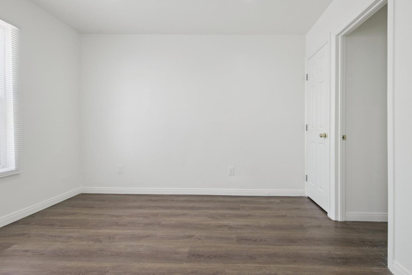 Detail Gallery Image 7 of 14 For 366 E 55th St, Los Angeles,  CA 90011 - 2 Beds | 1 Baths