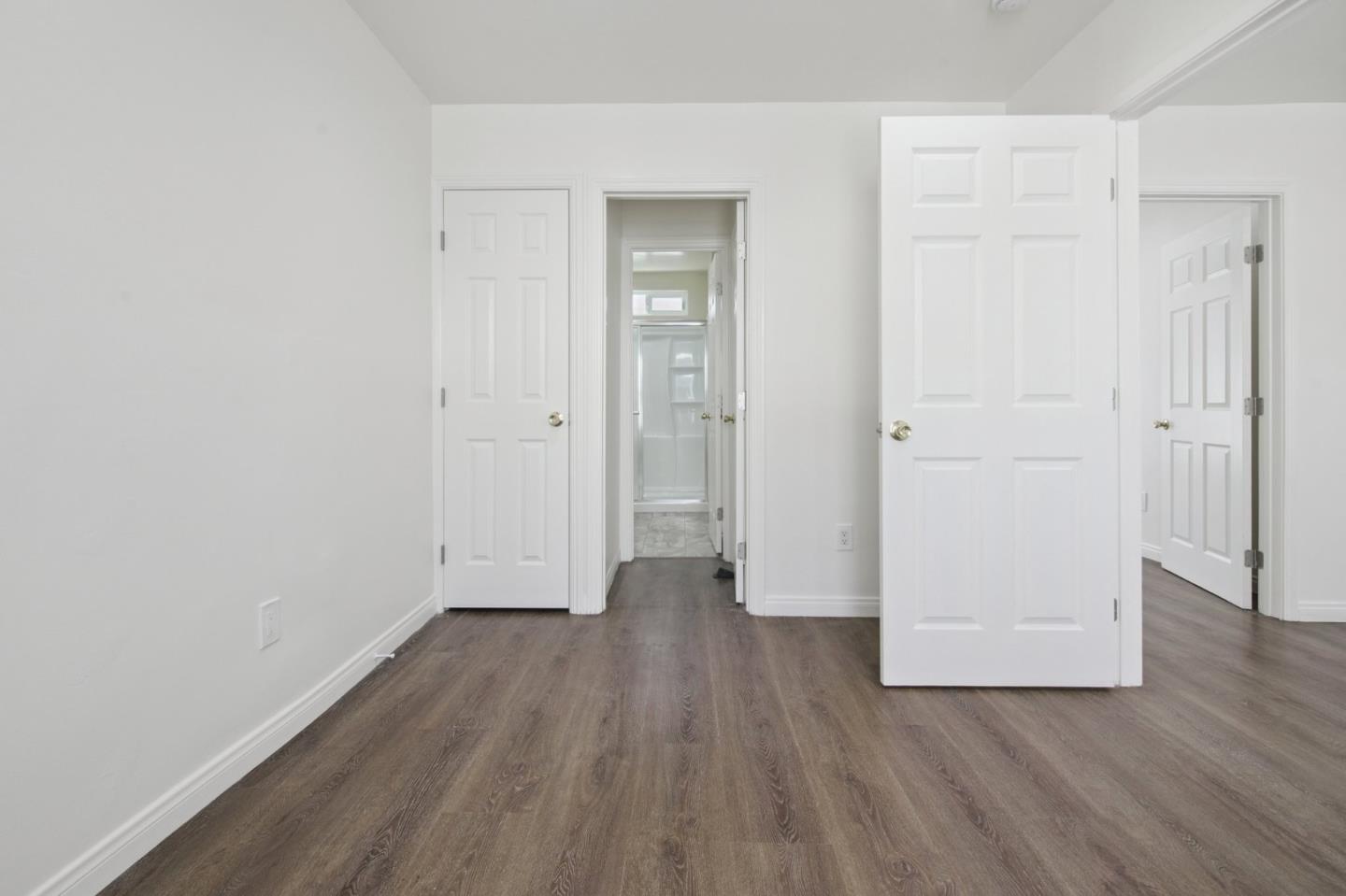 Detail Gallery Image 8 of 14 For 366 E 55th St, Los Angeles,  CA 90011 - 2 Beds | 1 Baths