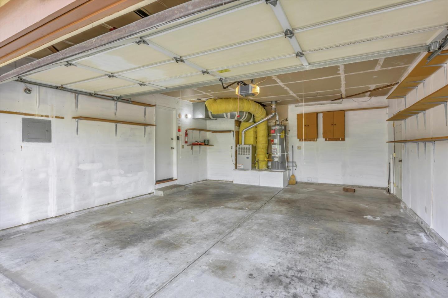 Detail Gallery Image 19 of 22 For 28625 Hayward Blvd, Hayward,  CA 94542 - 4 Beds | 2/1 Baths