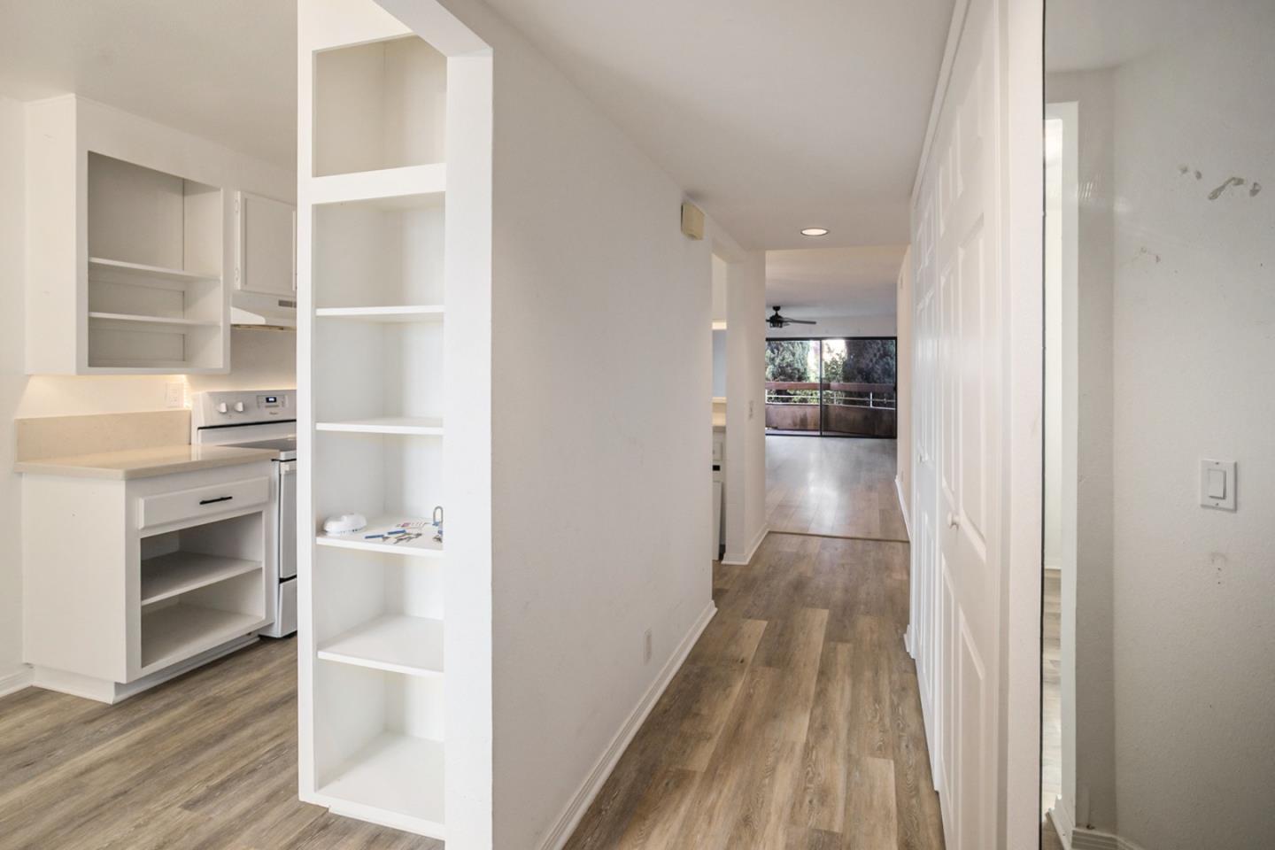 Detail Gallery Image 2 of 15 For 7245 Navajo Rd #D260,  San Diego,  CA 92119 - 2 Beds | 2 Baths