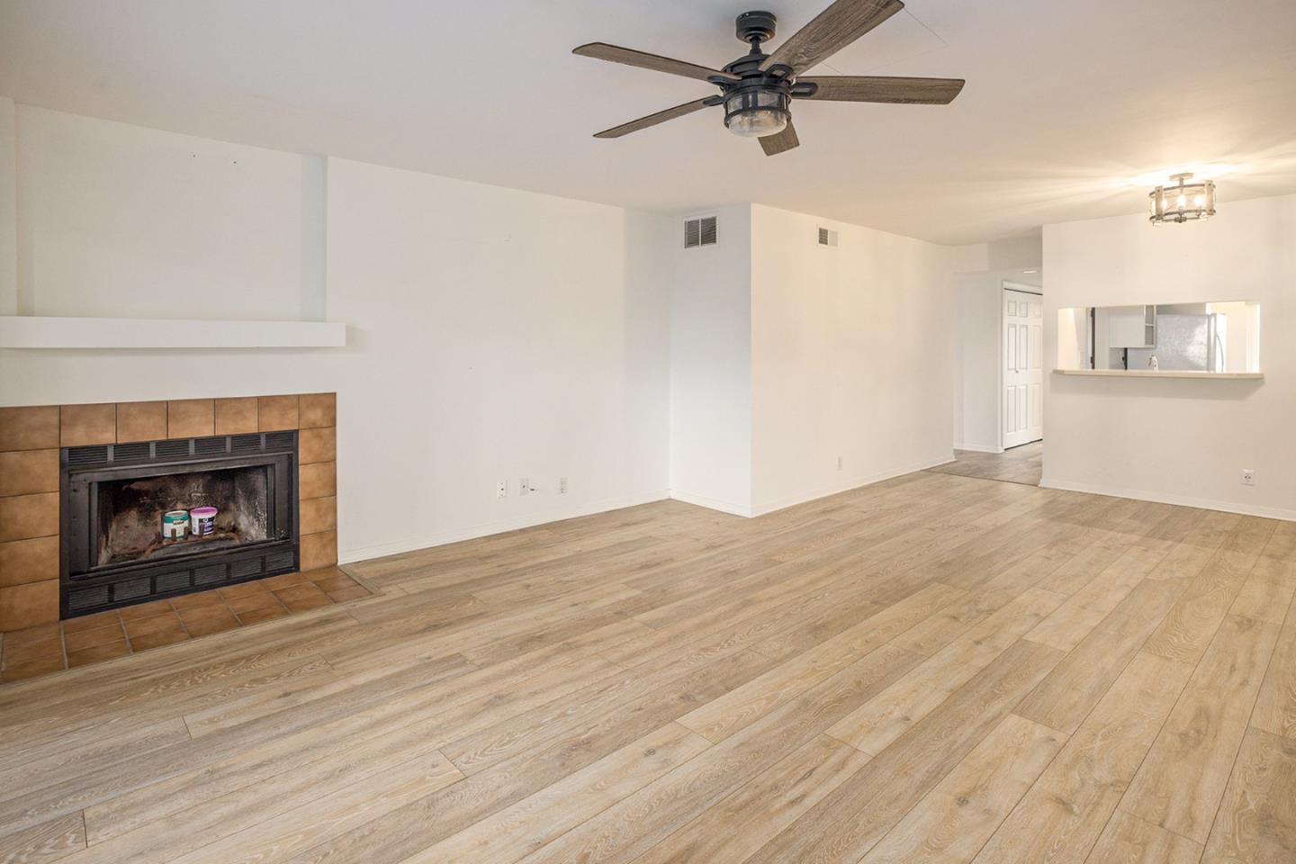 Detail Gallery Image 3 of 15 For 7245 Navajo Rd #D260,  San Diego,  CA 92119 - 2 Beds | 2 Baths