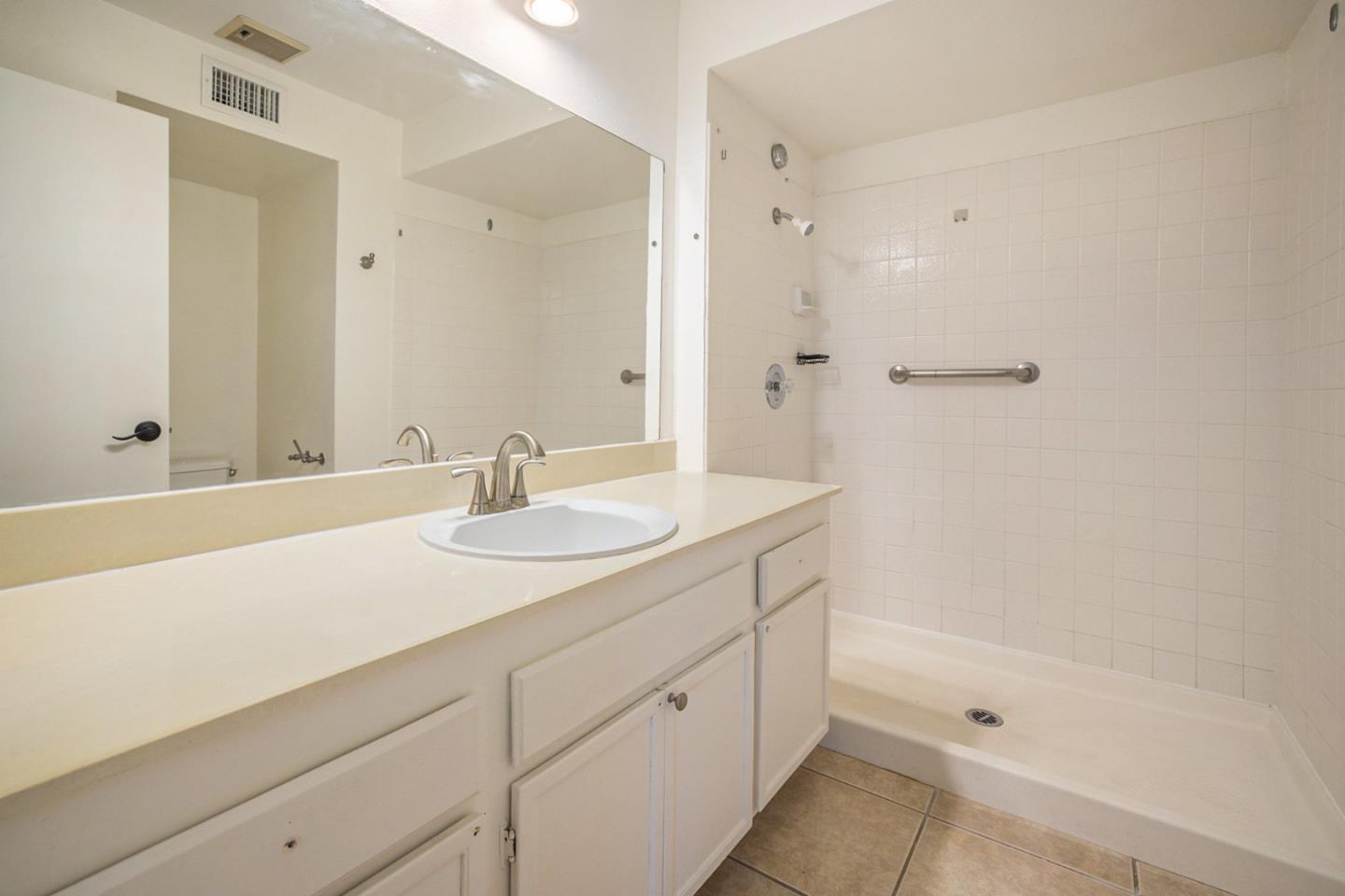 Detail Gallery Image 9 of 15 For 7245 Navajo Rd #D260,  San Diego,  CA 92119 - 2 Beds | 2 Baths