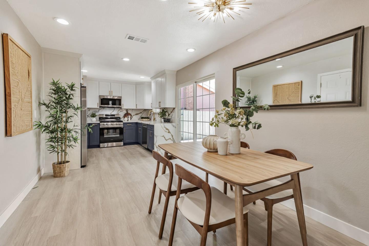 Detail Gallery Image 16 of 32 For 905 S Capitol Ave, San Jose,  CA 95127 - 4 Beds | 2 Baths