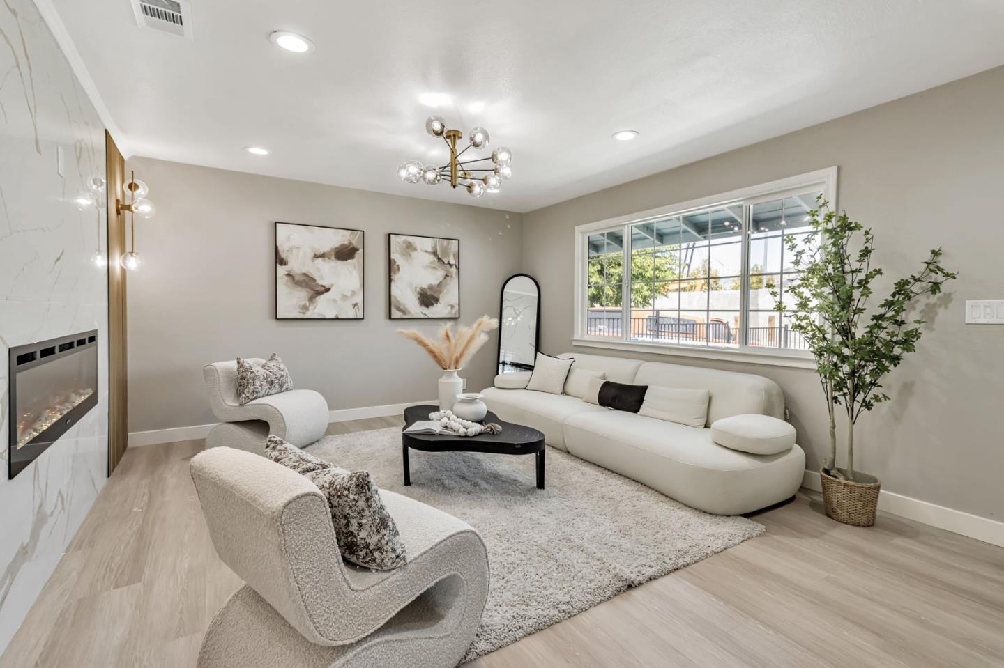 Detail Gallery Image 5 of 32 For 905 S Capitol Ave, San Jose,  CA 95127 - 4 Beds | 2 Baths