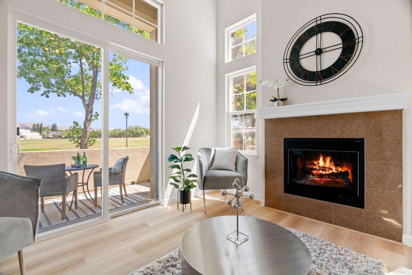 Detail Gallery Image 11 of 54 For 4064 Rivermark Pkwy, Santa Clara,  CA 95054 - 3 Beds | 2/1 Baths