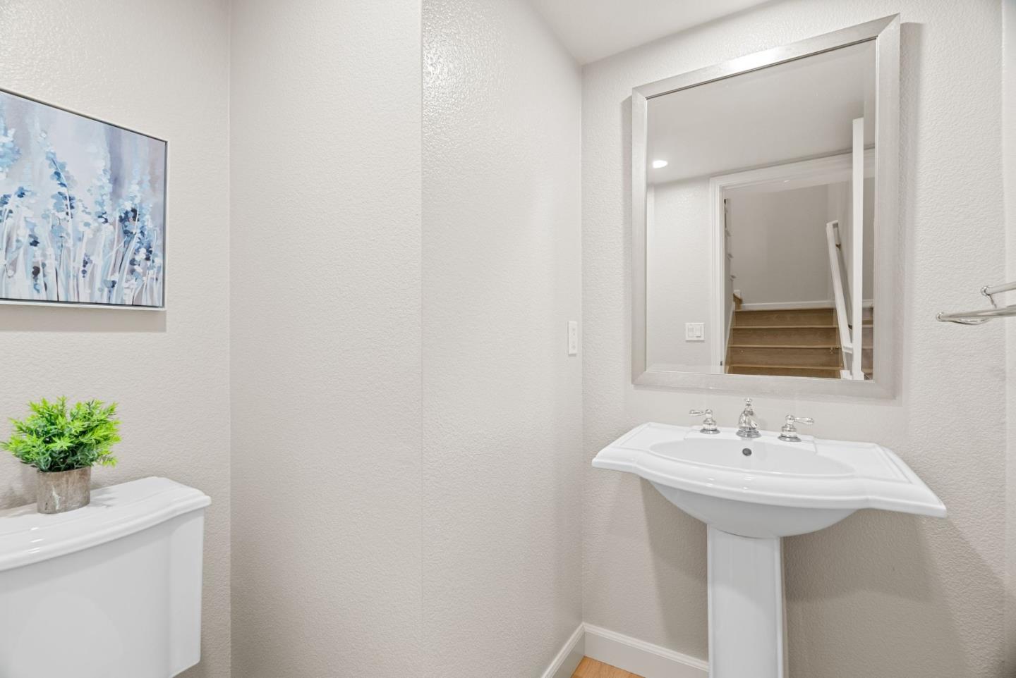 Detail Gallery Image 24 of 54 For 4064 Rivermark Pkwy, Santa Clara,  CA 95054 - 3 Beds | 2/1 Baths