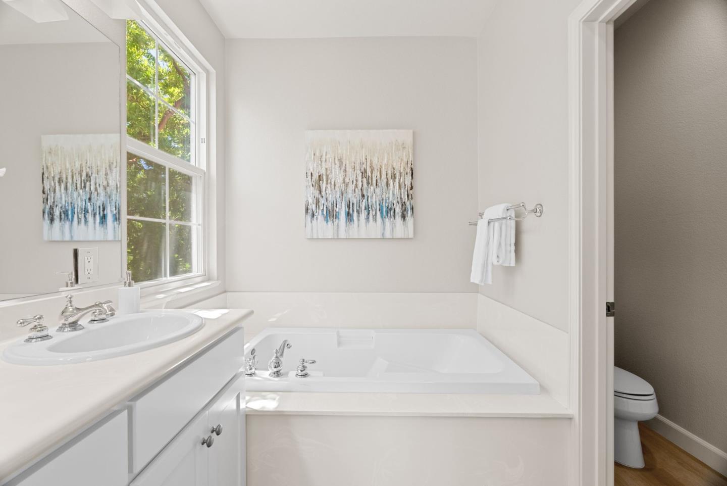 Detail Gallery Image 30 of 54 For 4064 Rivermark Pkwy, Santa Clara,  CA 95054 - 3 Beds | 2/1 Baths