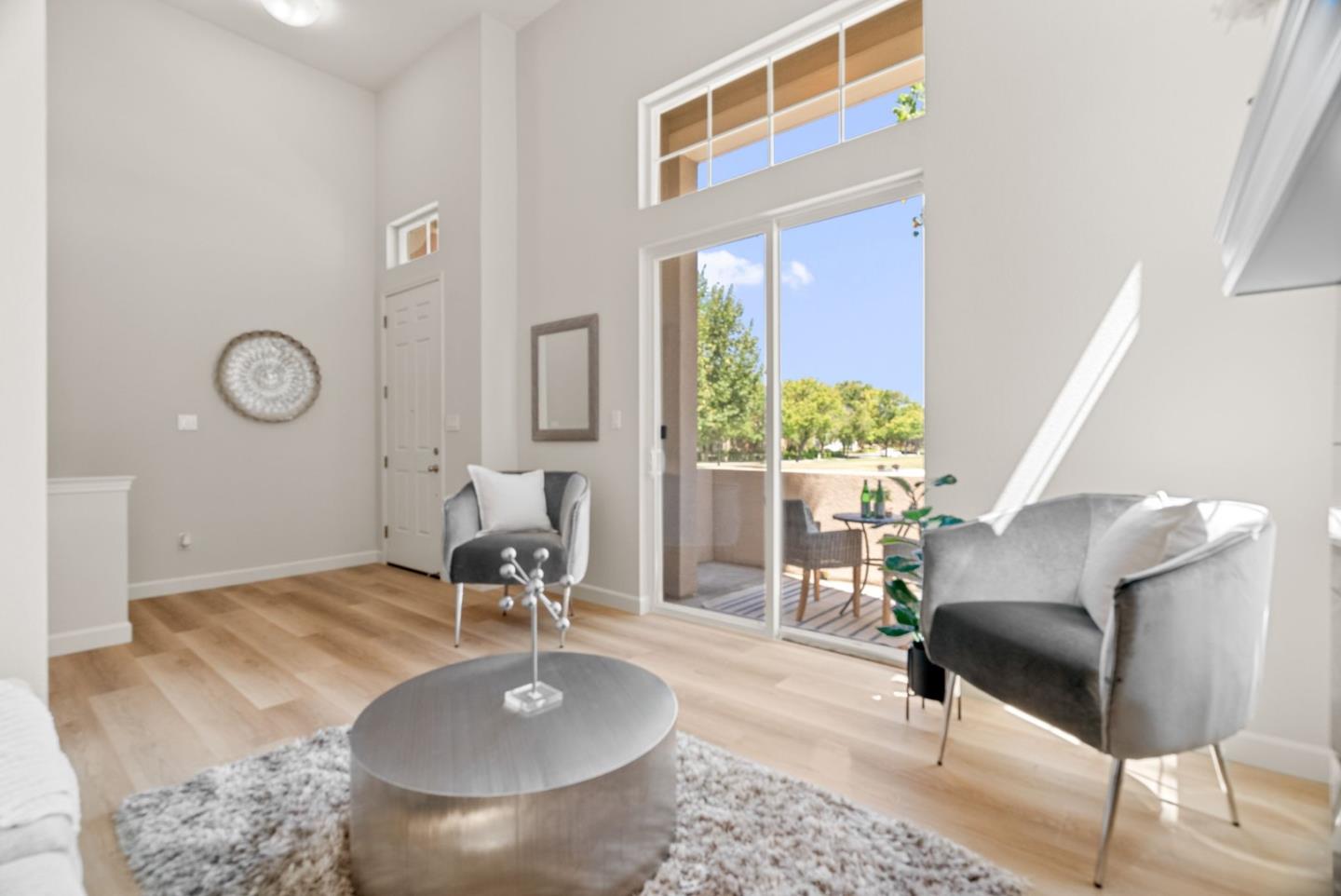 Detail Gallery Image 9 of 54 For 4064 Rivermark Pkwy, Santa Clara,  CA 95054 - 3 Beds | 2/1 Baths