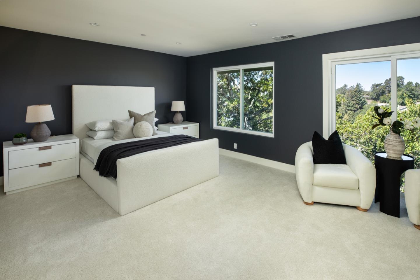 Detail Gallery Image 18 of 22 For 1340 View Haven Rd, Hillsborough,  CA 94010 - 5 Beds | 4/1 Baths