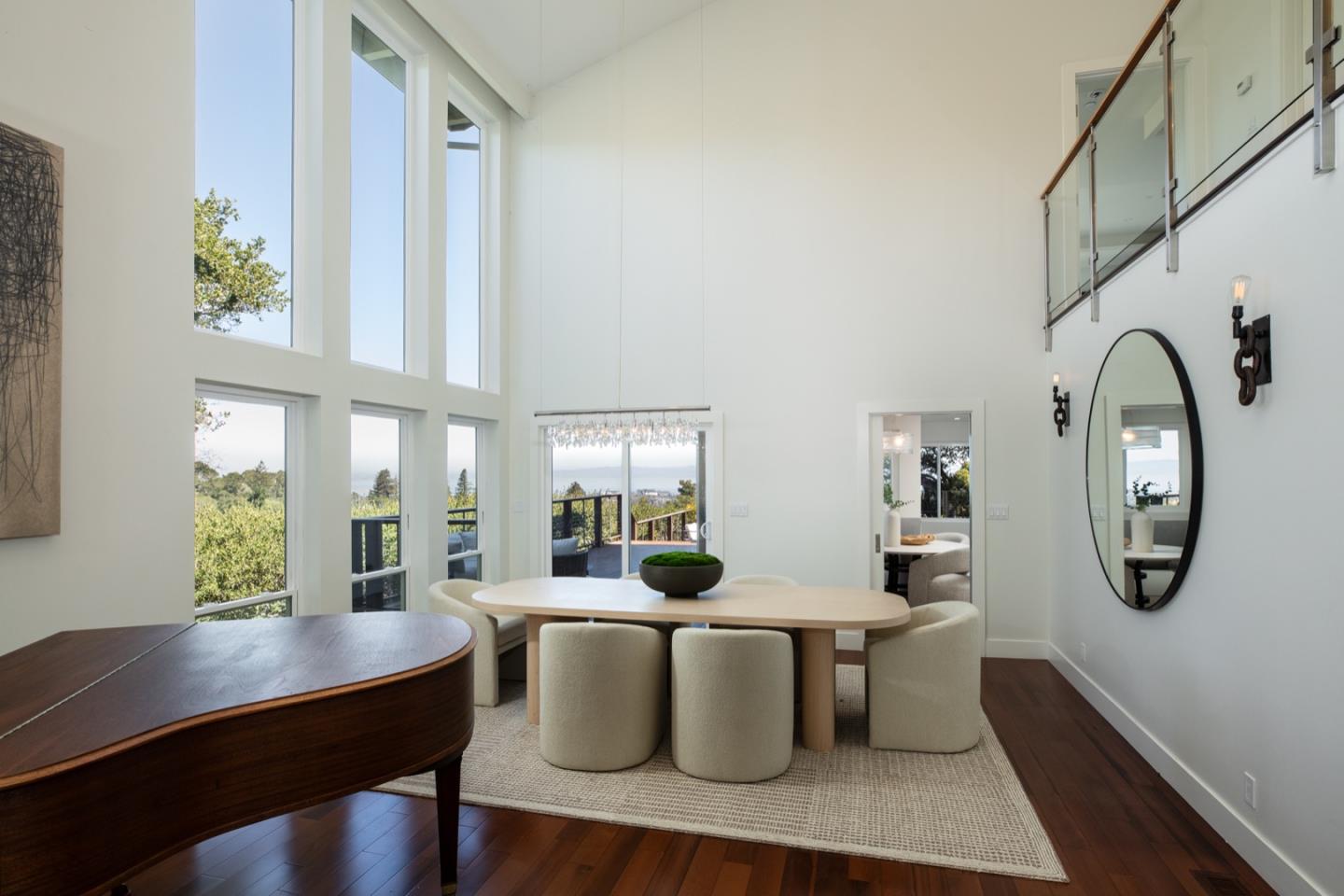 Detail Gallery Image 4 of 22 For 1340 View Haven Rd, Hillsborough,  CA 94010 - 5 Beds | 4/1 Baths