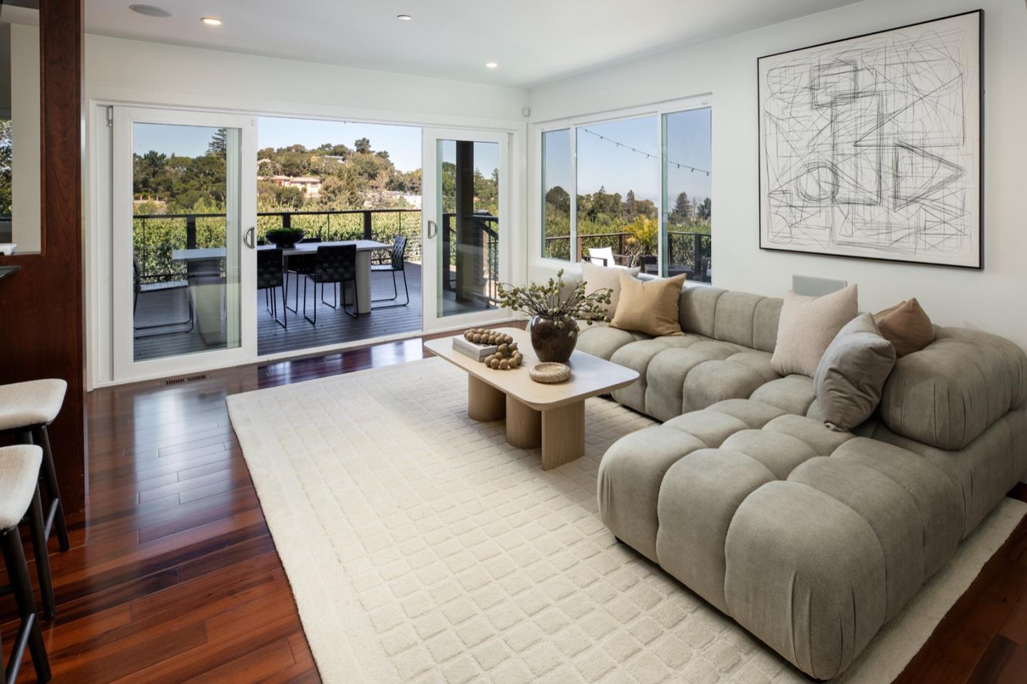 Detail Gallery Image 7 of 22 For 1340 View Haven Rd, Hillsborough,  CA 94010 - 5 Beds | 4/1 Baths