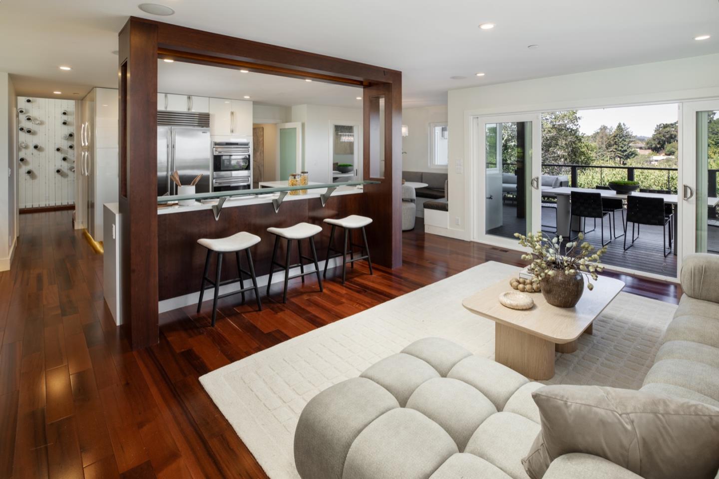 Detail Gallery Image 8 of 22 For 1340 View Haven Rd, Hillsborough,  CA 94010 - 5 Beds | 4/1 Baths