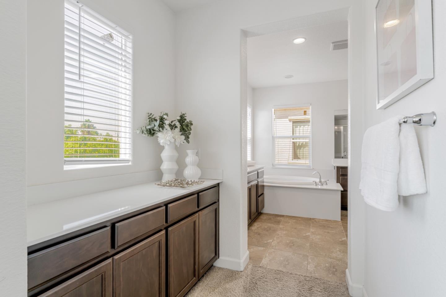 Detail Gallery Image 34 of 43 For 1798 Ponderosa Dr, Tracy,  CA 95376 - 4 Beds | 3 Baths