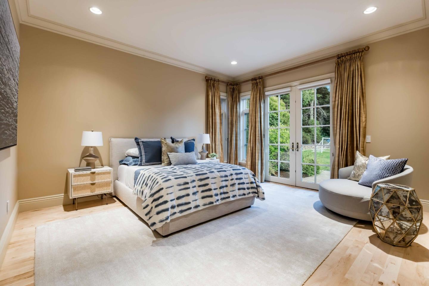 Detail Gallery Image 14 of 47 For 58 Marymont Ave, Atherton,  CA 94027 - 6 Beds | 9/2 Baths