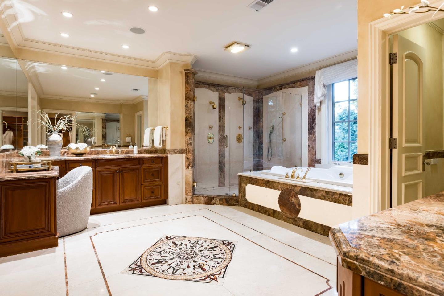 Detail Gallery Image 18 of 47 For 58 Marymont Ave, Atherton,  CA 94027 - 6 Beds | 9/2 Baths