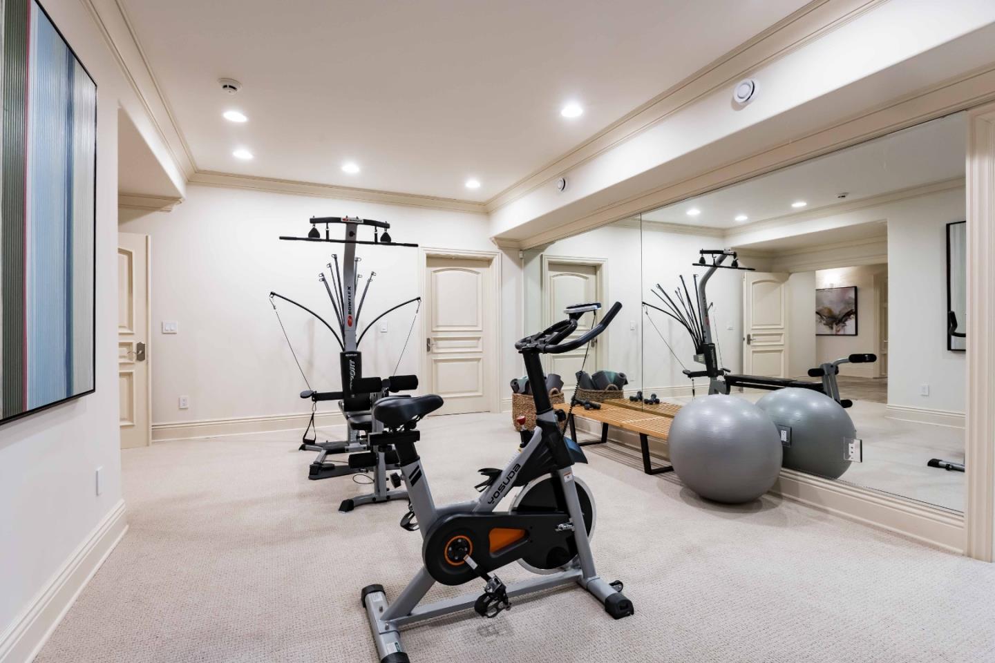 Detail Gallery Image 32 of 47 For 58 Marymont Ave, Atherton,  CA 94027 - 6 Beds | 9/2 Baths
