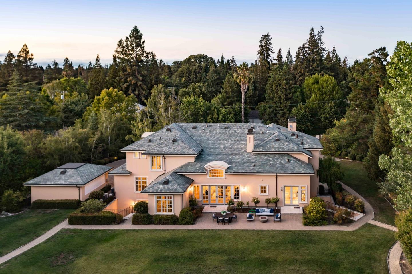 Detail Gallery Image 38 of 47 For 58 Marymont Ave, Atherton,  CA 94027 - 6 Beds | 9/2 Baths