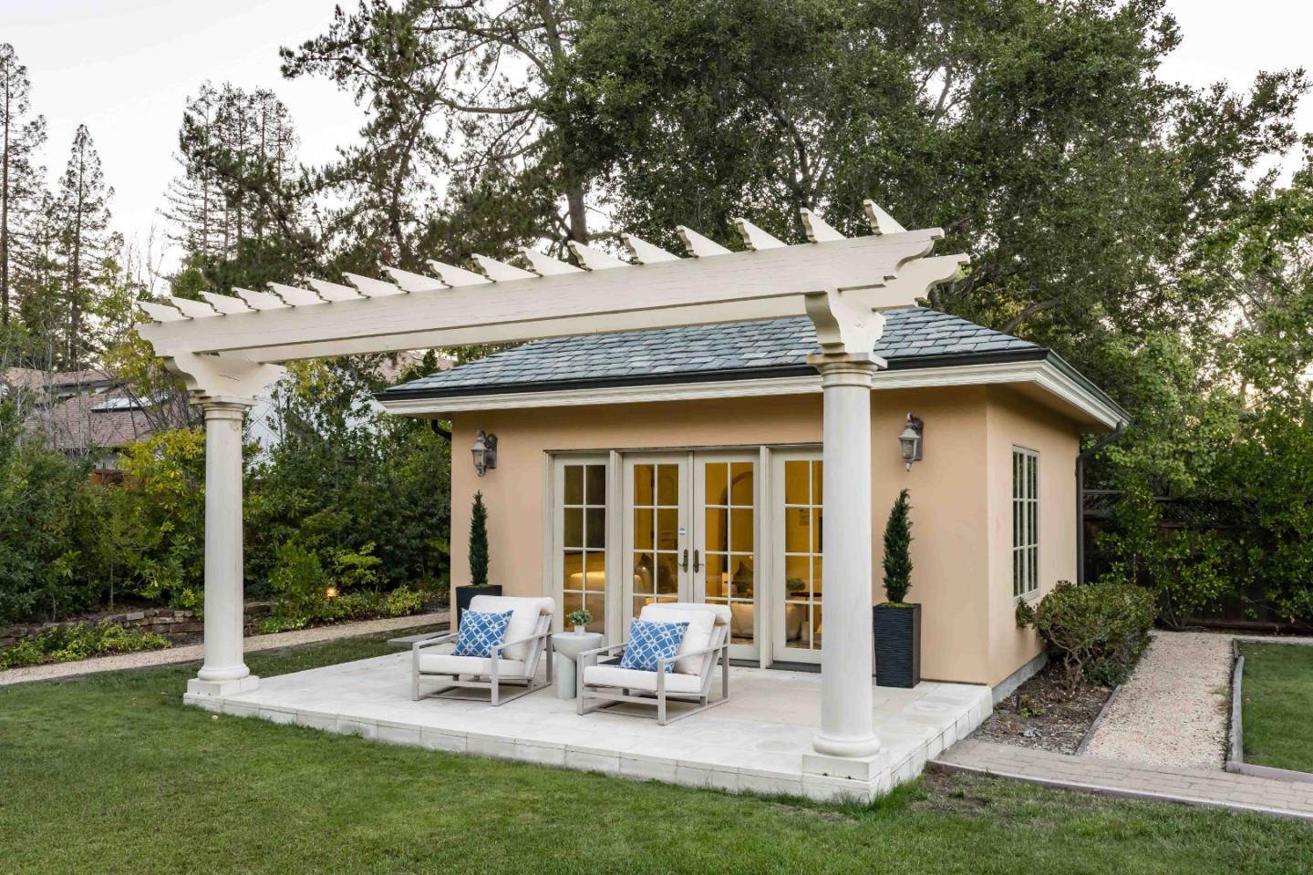 Detail Gallery Image 44 of 47 For 58 Marymont Ave, Atherton,  CA 94027 - 6 Beds | 9/2 Baths