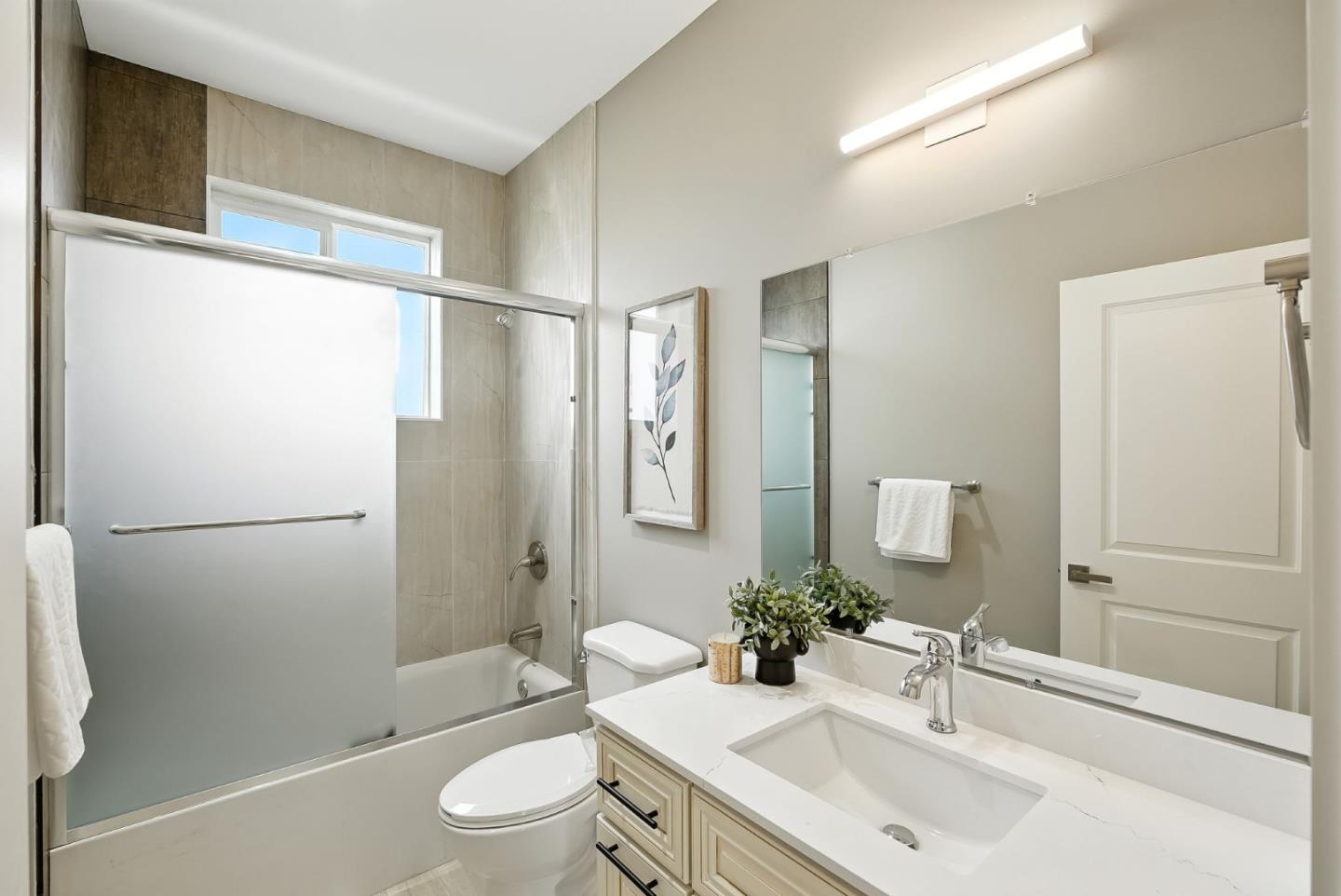 Detail Gallery Image 9 of 15 For 1329 Elam Ave, Campbell,  CA 95008 - 4 Beds | 3/1 Baths